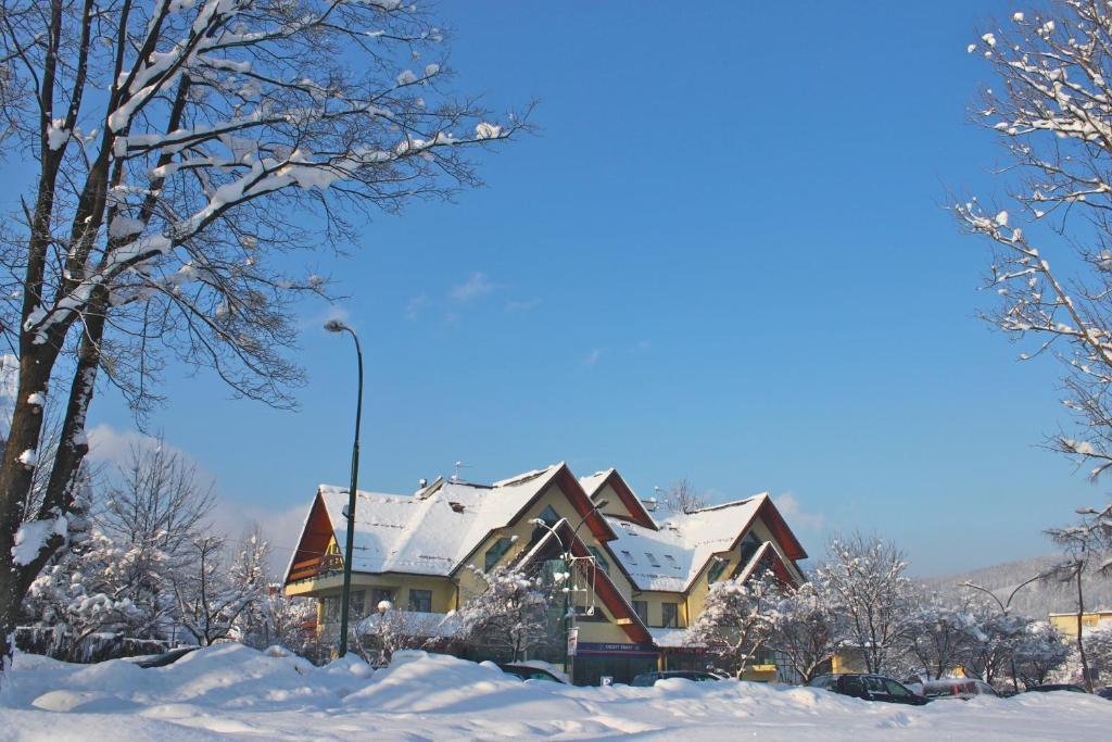 Jawor I *